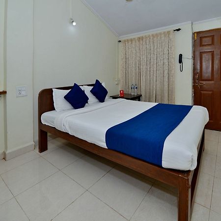 Oyo 833 Hotel Prince Santosh Holiday Homes 아르포라 외부 사진